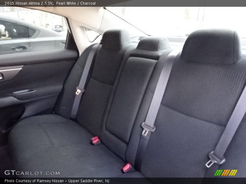 Pearl White / Charcoal 2015 Nissan Altima 2.5 SV