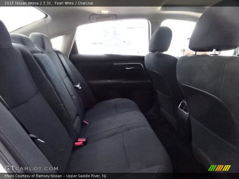 Pearl White / Charcoal 2015 Nissan Altima 2.5 SV