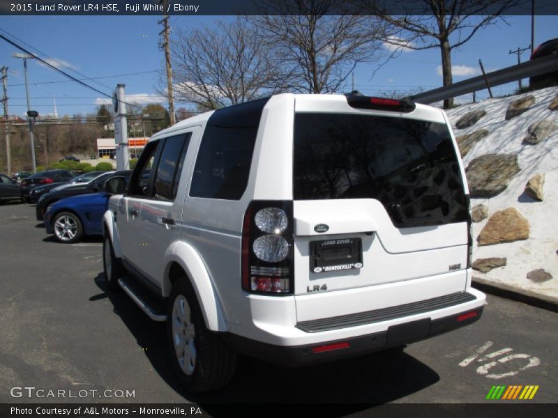 Fuji White / Ebony 2015 Land Rover LR4 HSE