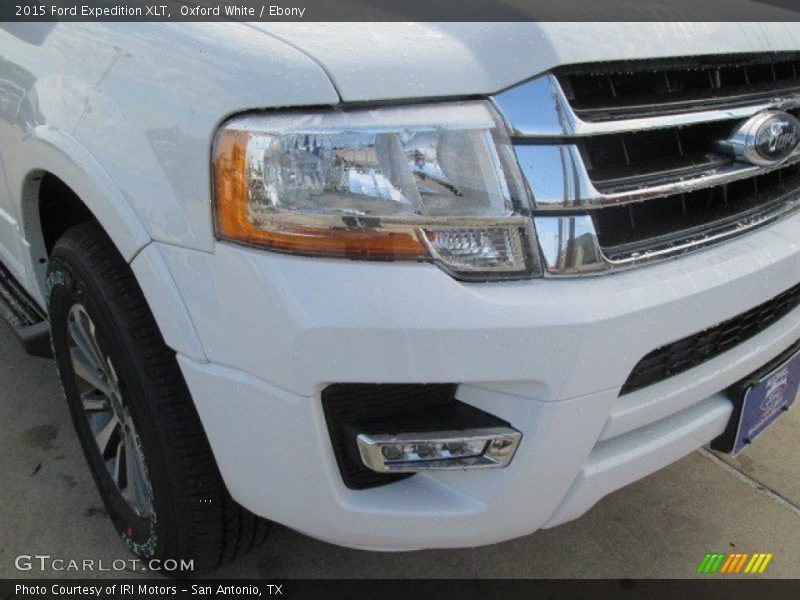 Oxford White / Ebony 2015 Ford Expedition XLT