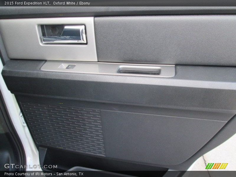 Oxford White / Ebony 2015 Ford Expedition XLT