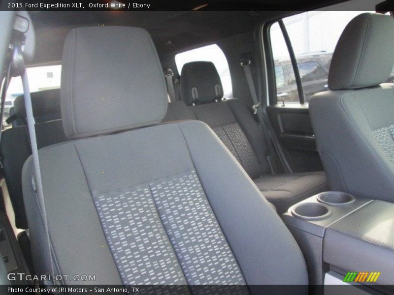 Oxford White / Ebony 2015 Ford Expedition XLT