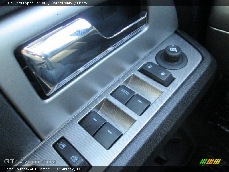 Oxford White / Ebony 2015 Ford Expedition XLT