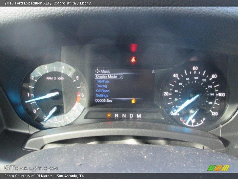 Oxford White / Ebony 2015 Ford Expedition XLT