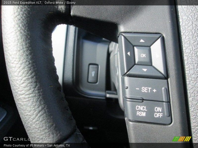 Oxford White / Ebony 2015 Ford Expedition XLT