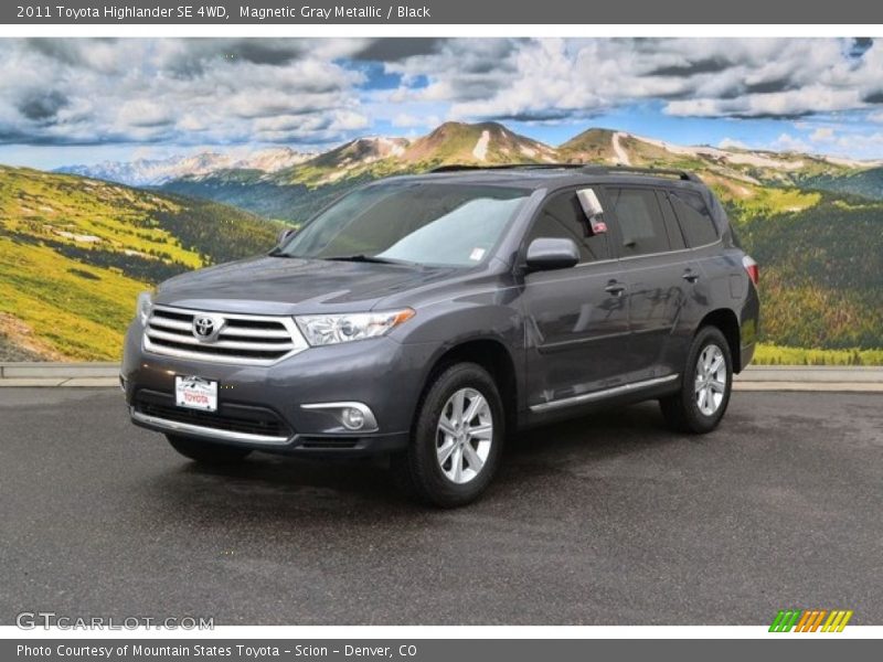 Magnetic Gray Metallic / Black 2011 Toyota Highlander SE 4WD