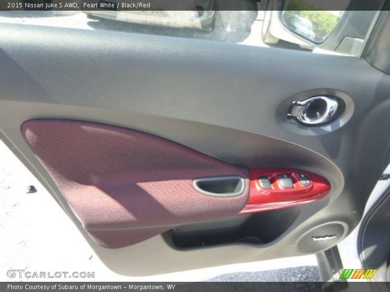 Pearl White / Black/Red 2015 Nissan Juke S AWD