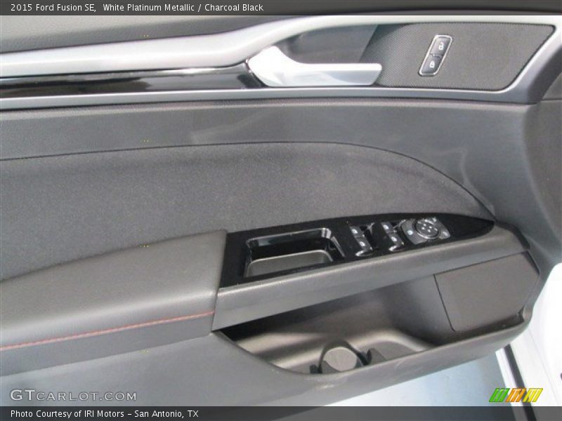 White Platinum Metallic / Charcoal Black 2015 Ford Fusion SE