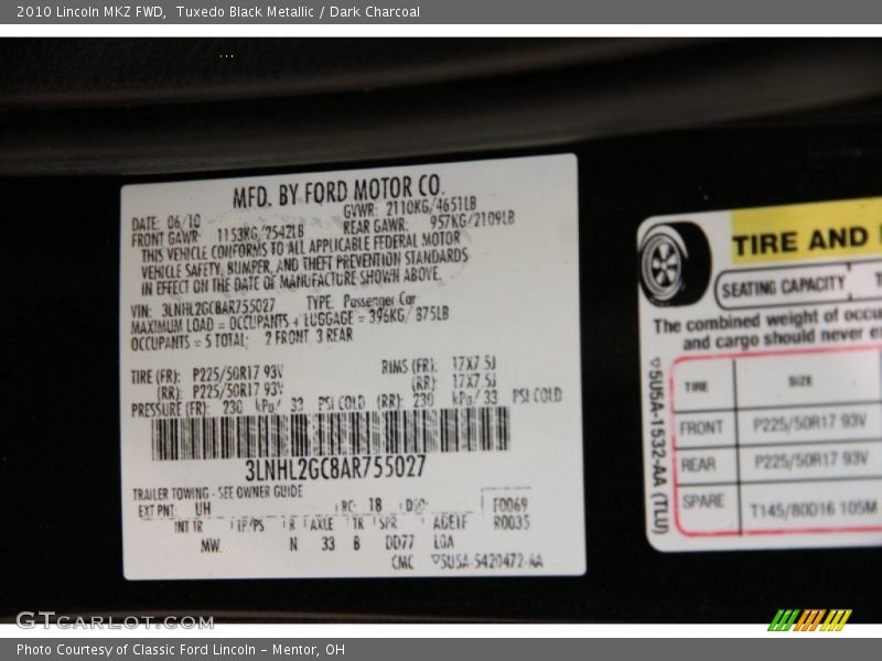 Tuxedo Black Metallic / Dark Charcoal 2010 Lincoln MKZ FWD