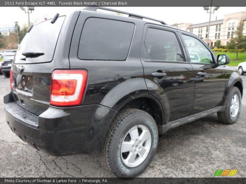Tuxedo Black Metallic / Charcoal Black 2011 Ford Escape XLT 4WD