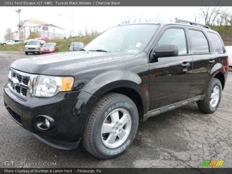 Tuxedo Black Metallic / Charcoal Black 2011 Ford Escape XLT 4WD