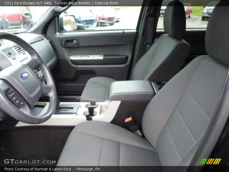Tuxedo Black Metallic / Charcoal Black 2011 Ford Escape XLT 4WD