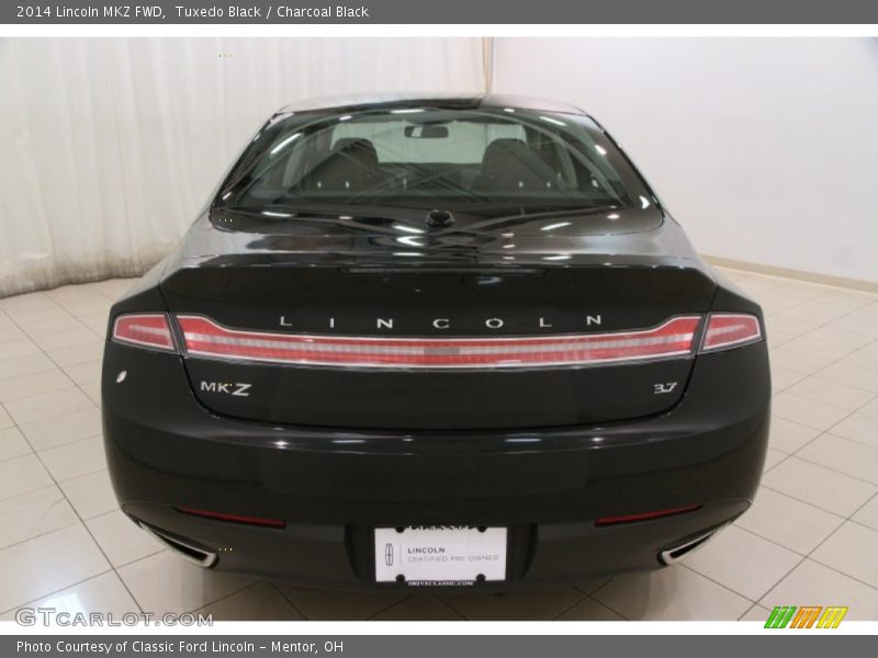 Tuxedo Black / Charcoal Black 2014 Lincoln MKZ FWD