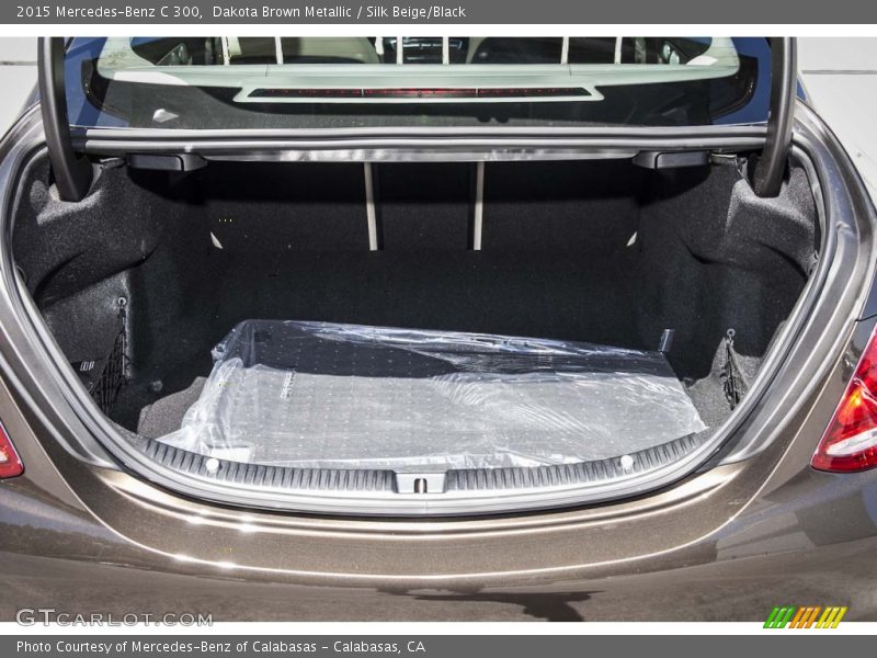 Dakota Brown Metallic / Silk Beige/Black 2015 Mercedes-Benz C 300