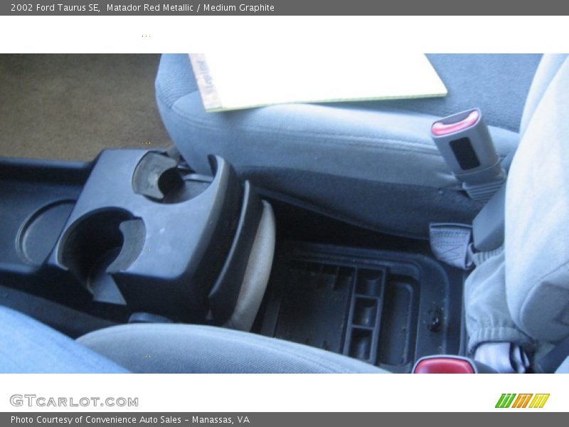 Matador Red Metallic / Medium Graphite 2002 Ford Taurus SE