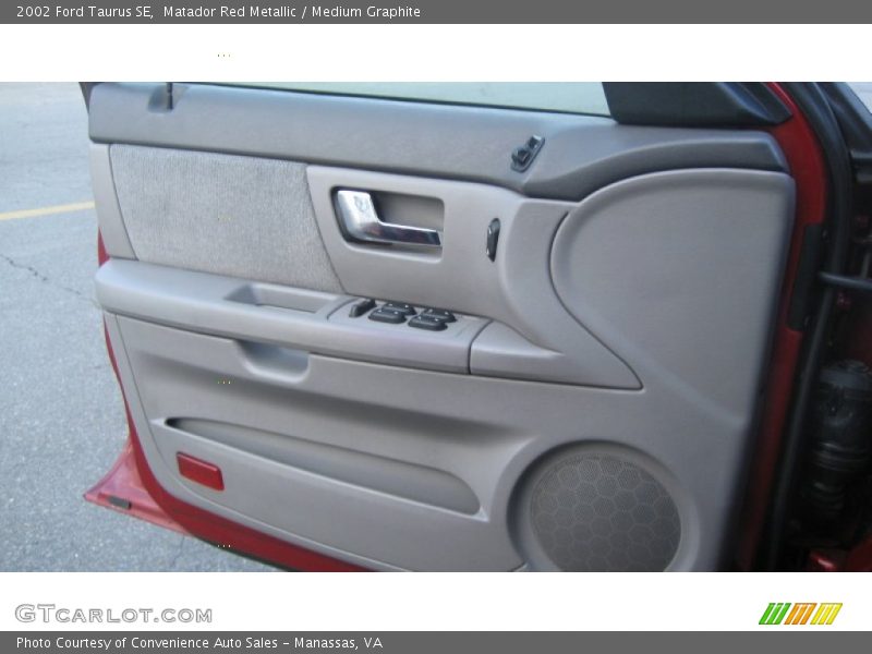 Matador Red Metallic / Medium Graphite 2002 Ford Taurus SE
