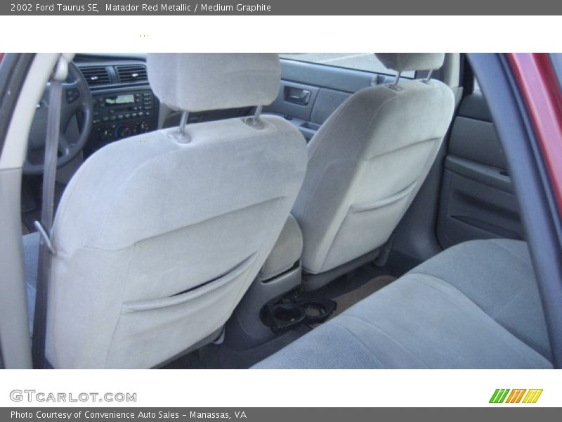 Matador Red Metallic / Medium Graphite 2002 Ford Taurus SE
