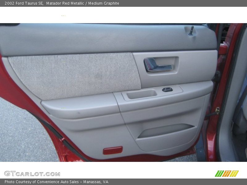 Matador Red Metallic / Medium Graphite 2002 Ford Taurus SE
