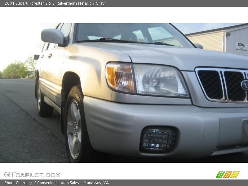 Silverthorn Metallic / Gray 2001 Subaru Forester 2.5 S