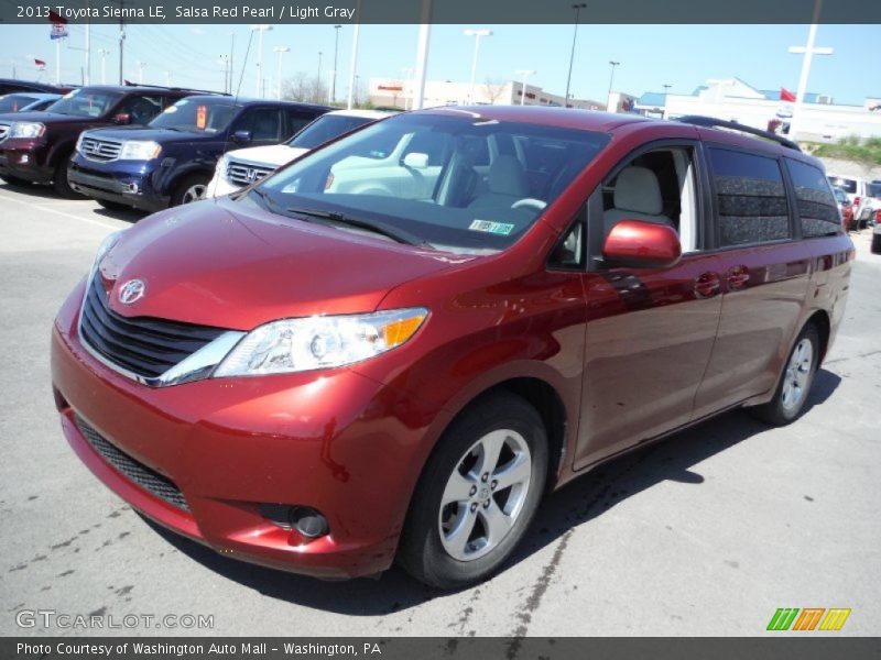 Salsa Red Pearl / Light Gray 2013 Toyota Sienna LE