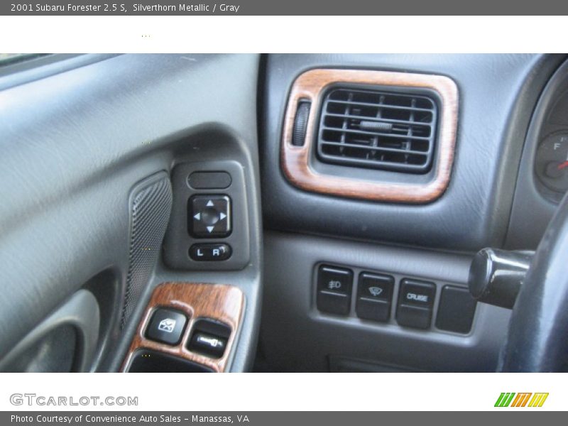 Silverthorn Metallic / Gray 2001 Subaru Forester 2.5 S