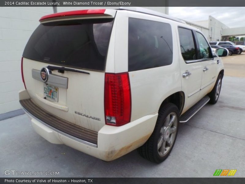 White Diamond Tricoat / Ebony/Ebony 2014 Cadillac Escalade Luxury