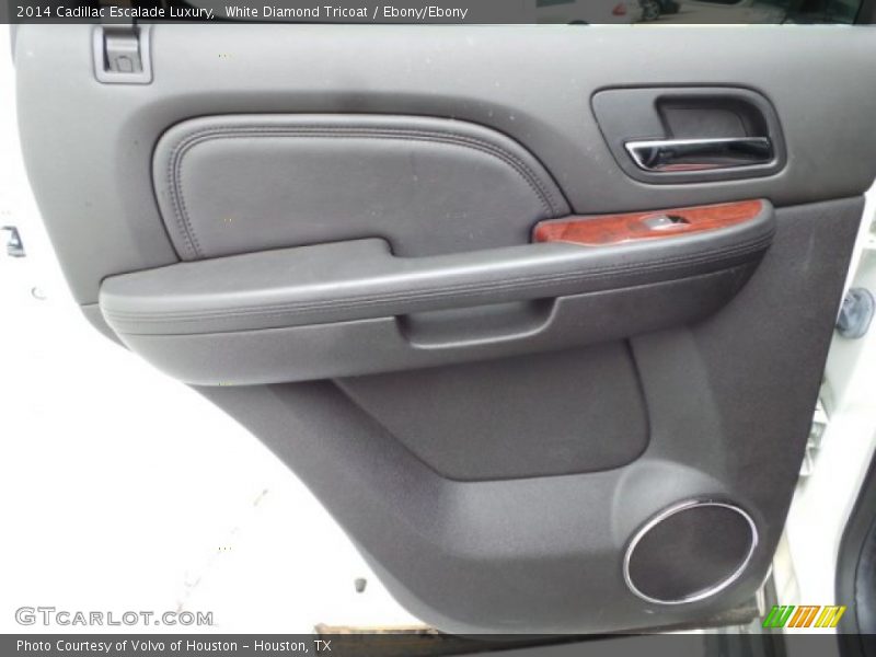White Diamond Tricoat / Ebony/Ebony 2014 Cadillac Escalade Luxury