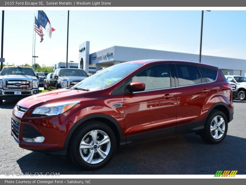 Sunset Metallic / Medium Light Stone 2015 Ford Escape SE