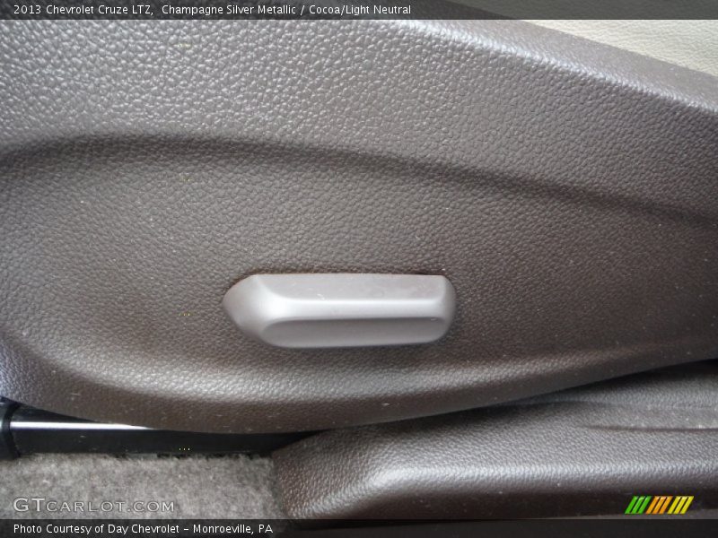 Champagne Silver Metallic / Cocoa/Light Neutral 2013 Chevrolet Cruze LTZ