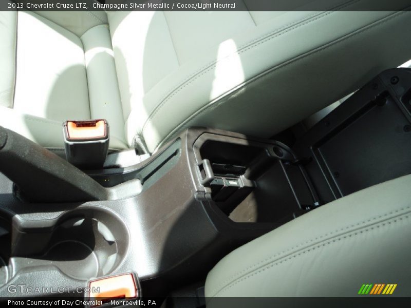 Champagne Silver Metallic / Cocoa/Light Neutral 2013 Chevrolet Cruze LTZ