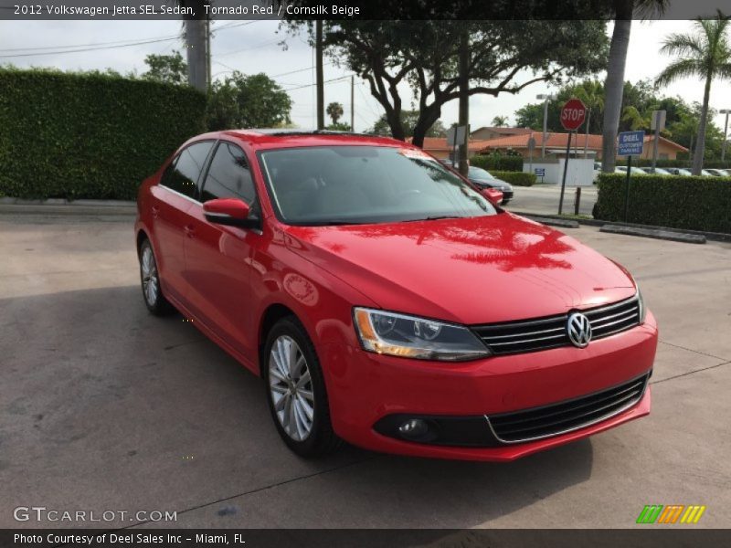 Front 3/4 View of 2012 Jetta SEL Sedan