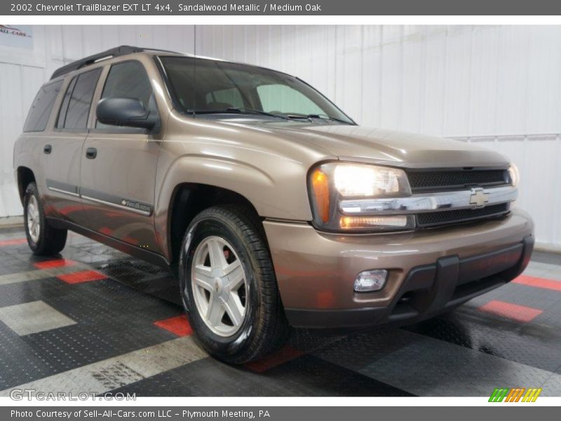 Sandalwood Metallic / Medium Oak 2002 Chevrolet TrailBlazer EXT LT 4x4