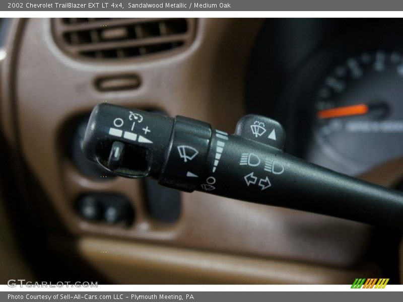 Sandalwood Metallic / Medium Oak 2002 Chevrolet TrailBlazer EXT LT 4x4