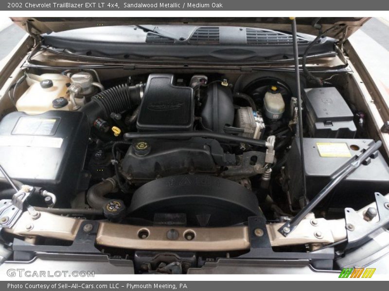 Sandalwood Metallic / Medium Oak 2002 Chevrolet TrailBlazer EXT LT 4x4