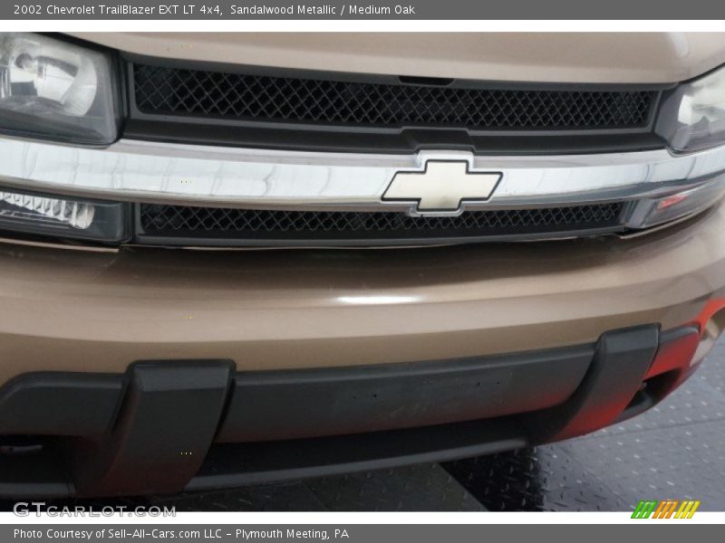 Sandalwood Metallic / Medium Oak 2002 Chevrolet TrailBlazer EXT LT 4x4