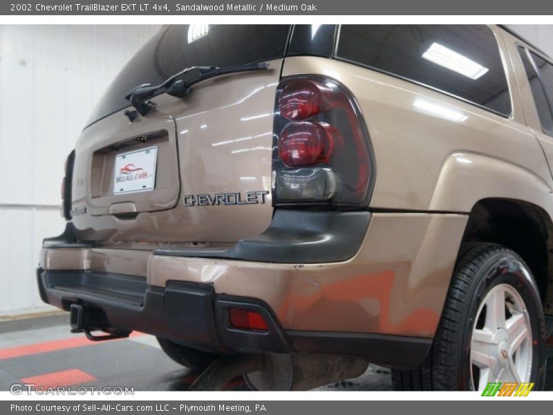 Sandalwood Metallic / Medium Oak 2002 Chevrolet TrailBlazer EXT LT 4x4
