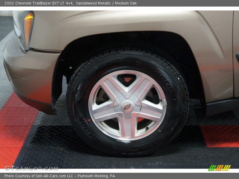 Sandalwood Metallic / Medium Oak 2002 Chevrolet TrailBlazer EXT LT 4x4