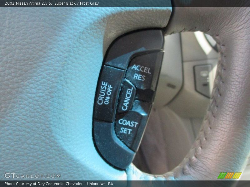 Super Black / Frost Gray 2002 Nissan Altima 2.5 S