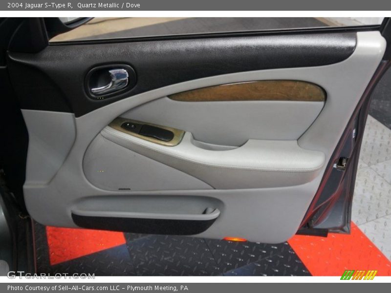 Quartz Metallic / Dove 2004 Jaguar S-Type R