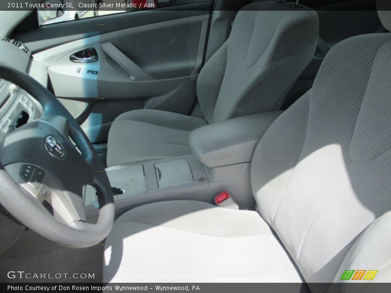 Classic Silver Metallic / Ash 2011 Toyota Camry SE