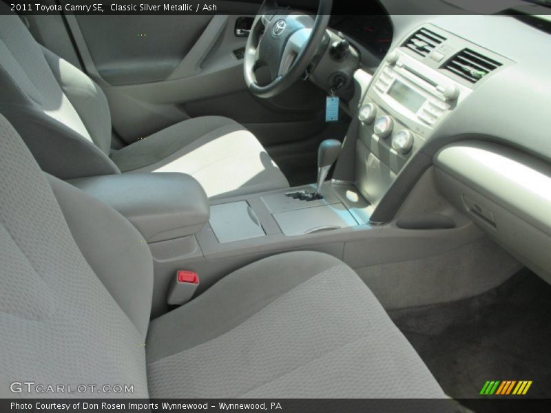 Classic Silver Metallic / Ash 2011 Toyota Camry SE