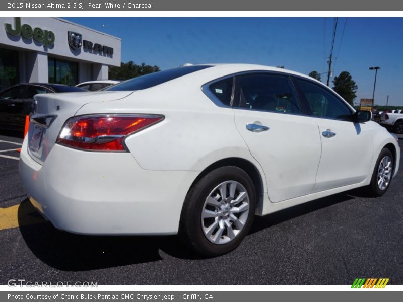 Pearl White / Charcoal 2015 Nissan Altima 2.5 S
