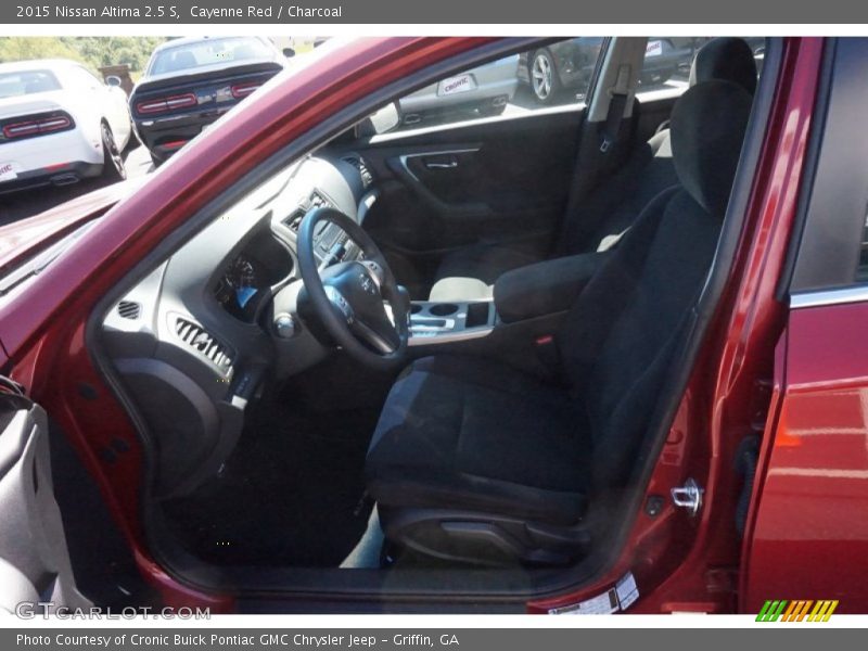 Cayenne Red / Charcoal 2015 Nissan Altima 2.5 S