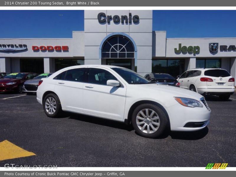Bright White / Black 2014 Chrysler 200 Touring Sedan