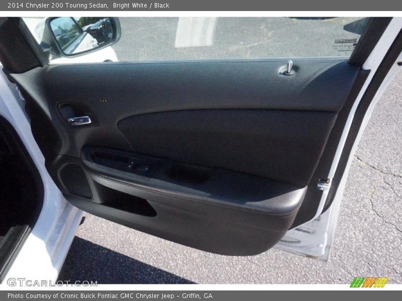 Bright White / Black 2014 Chrysler 200 Touring Sedan