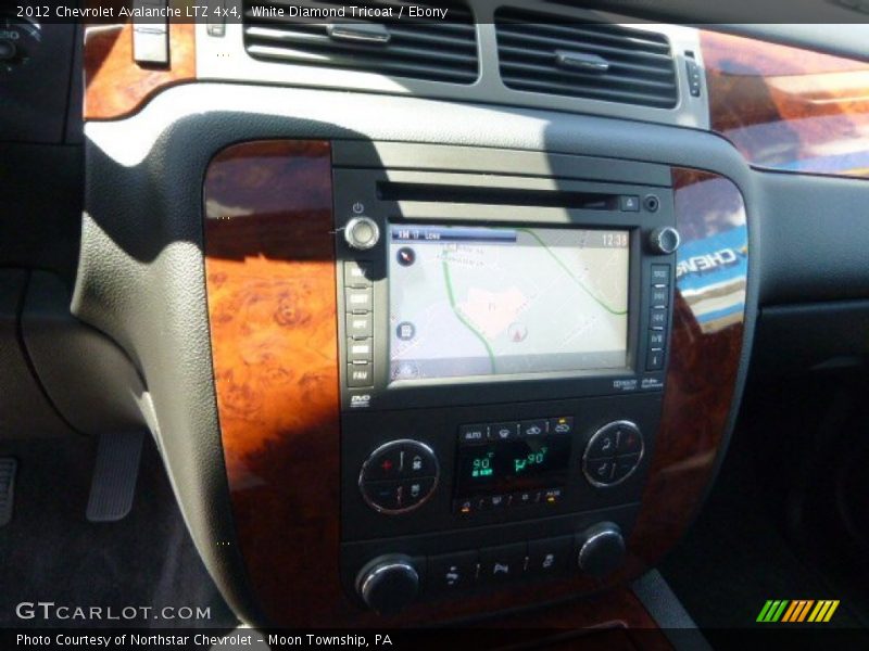 White Diamond Tricoat / Ebony 2012 Chevrolet Avalanche LTZ 4x4