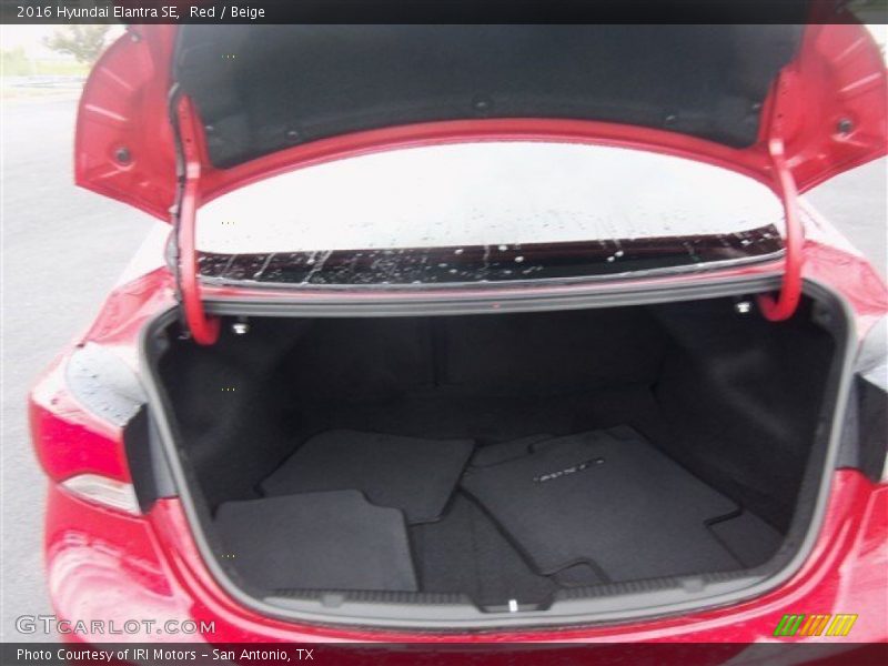Red / Beige 2016 Hyundai Elantra SE