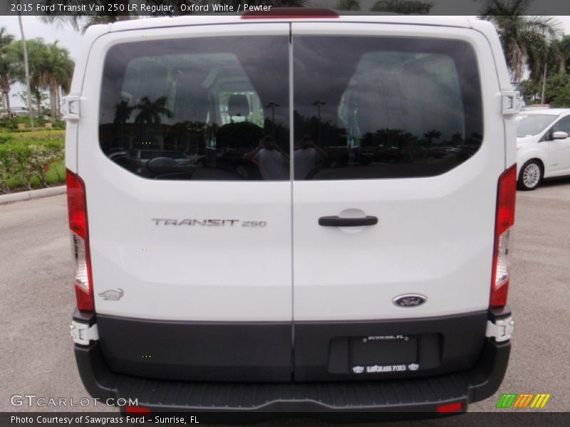 Oxford White / Pewter 2015 Ford Transit Van 250 LR Regular