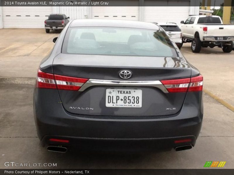 Magnetic Gray Metallic / Light Gray 2014 Toyota Avalon XLE