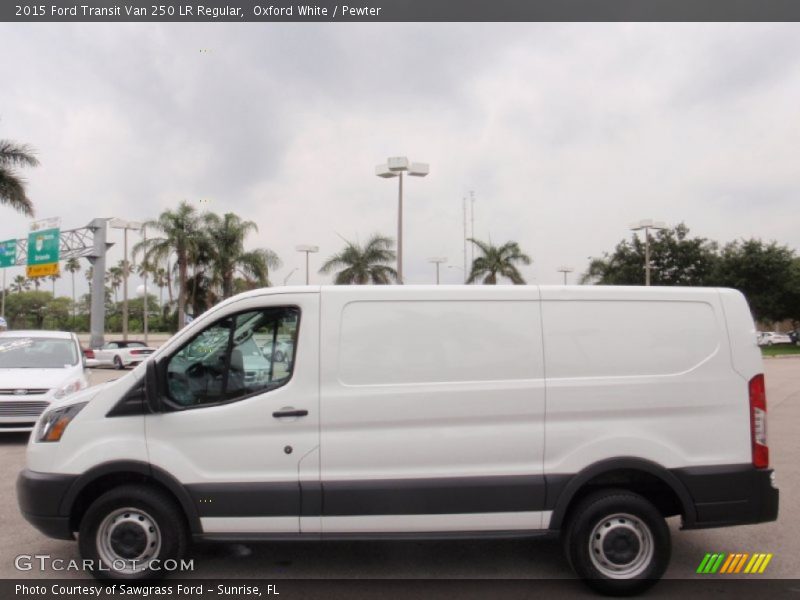  2015 Transit Van 250 LR Regular Oxford White